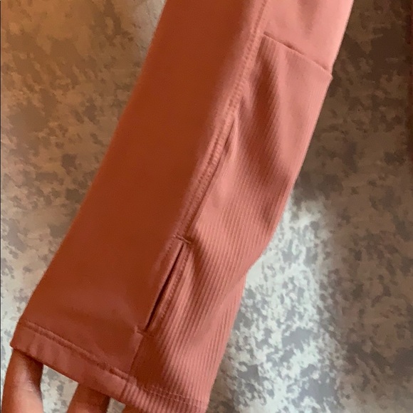 Nike Top - Picture 3 of 6